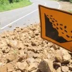 Dua Warga Kulisusu Utara Tertimpa Longsor Ilustrasi longsor