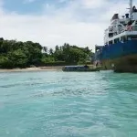 Mesin Kapal Berlian Rute Wanci-Surabaya Kandas di Pulau Kadatua Mesin Kapal Berlian Rute Wanci-Surabaya Kandas di Pulau Kadatua