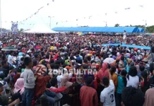 Ribuan Massa Membanjiri di Kampanye Akbar Bertahan Ribuan Massa Membajir di Kampanye Akbar Bertahan