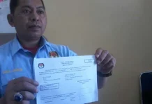 KPU Kendari Libatkan Paslon dan Panwas dalam Pendistribusian C6 KPU Kendari Libatkan Paslon dan Panwas dalam Pendistribusian C6