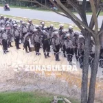 164 Personil Kepolisian Siaga di Depan Kantor KPU Kota Kendari 164 Personil Kepolisian Siaga di Depan Kantor KPU Kota Kendari