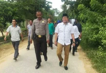 Rasak Jalan Kaki Menuju ke TPS Rasak Jalan Kaki Menuju ke TPS