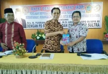 Yusran Silondae Sasar Pensiunan PNS dan TNI/Polri Sosialisasi 4 Pilar Kebangsaan Yusran Silondae Sasar Pensiunan PNS dan TNI/Polri Sosialisasi 4 Pilar Kebangsaan