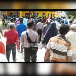 Desak Tuntaskan Kasus Pembunuhan, Keluarga Safrudin Datangi Kantor Kejari Wakatobi Desak Tuntaskan Kasus Pembunuhan, Keluarga Safrudin Datangi Kantor Kejari Wakatobi