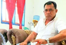 1256 Penyelenggara Menyaksikan Penetapan Bupati Mubar Terpilih Ketua KPU Mubar Al Munardin