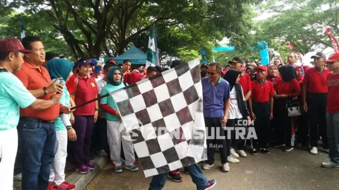 Rayakan HKG ke-45, PKK Muna Gelar Jalan Santai