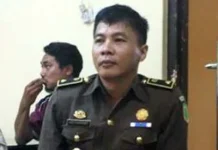 Jaksa Minta Polda Sultra Periksa Kembali Tiga Pejabat Konut Terkait Kasus Pengadaan Bibit Kepala Seksi Penerangan Hukum (Kasipenkum) dan Humas, Janes Mamangkey