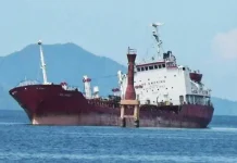 Kapal Pengangkut Minyak Sawit PT DJL Merusak Terumbu Karang di Kolaka Kapal Pengangkut Minyak Sawit PT DJL Merusak Terumbu Karang di Kolaka