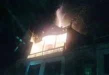 Ruko Lantai Dua di Kolut Terbakar Ruko Lantai Dua di Kolut Terbakar