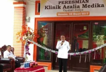 Resmikan Klinik Azalia, Sekda Konawe: Jangan Ada Persaingan Usaha Resmikan Klinik Azalia, Sekda Konawe: Jangan Ada Persaingan Usaha