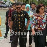 Sambangi Kampung Nelayan, Menteri Susi Beri Bantuan Kesehatan Suku Bajo Sambangi Kampung Nelayan, Menteri Susi Beri Bantuan Kesehatan Suku Bajo