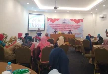 34 Bidan Kampung KB Ikuti Orientasi Promosi Kesehatan Reproduksi 34 Bidan Kampung KB Ikuti Orientasi Promosi Kesehatan Reproduksi