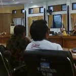 DPRD Sultra Siapkan Anggaran Pembangunan Stadion Sepakbola di Kolut DPRD Sultra Siapkan anggaran Pembangunan Stadion Sepakbola di Kolut