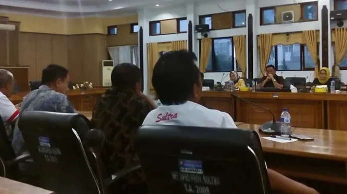 DPRD Sultra Siapkan anggaran Pembangunan Stadion Sepakbola di Kolut