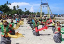 Ragam Atraksi Budaya Di HUT Ke 14 Kecamatan Wangi-Wangi Selatan Ragam Atraksi Budaya Di HUT Ke 14 Kecamatan Wangi-Wangi Selatan