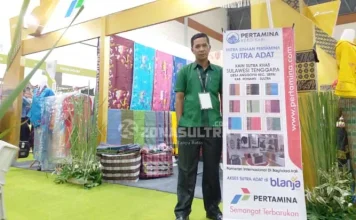 Kisah Sukses Pengusaha Tenun Khas Sultra, dari Sepeda Ontel Hingga Pameran Mancanegara Kisah Sukses Pengusaha Tenun Khas Sultra, dari Sepeda Ontel Hingga Pameran Mancanegara