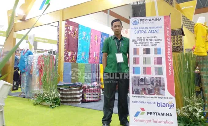Nasrullah Kisah Sukses Pengusaha Tenun Khas Sultra, dari Sepeda Ontel Hingga Pameran Mancanegara