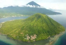 Ternate-Tidore Undang Turis Spanyol Napak Tilas Jalur Ekspedisi Dagang Abad 16 Ternate-Tidore Undang Turis Spanyol Napak Tilas Jalur Ekspedisi Dagang Abad 16