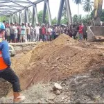 Jembatan Amblas di Tamboli Sudah Diperbaiki, Jalur Trans Sulawesi di Kolaka Normal Kembali Jembatan Amblas di Tamboli Sudah Diperbaiki, Jalur Trans Sulawesi di Kolaka Normal Kembali