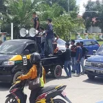 Mahasiswa Berdemo Tuntut KPK Tangkap Nur Alam