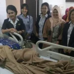 Nelayan Wakatobi Penderita Tumor di Kaki Akhirnya Diamputasi Nelayan Wakatobi Penderita Tumor di Kaki Akhirnya Diamputasi