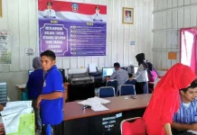 Gangguan Koneksi, Capil Koltim Belum Dapat Cetak KTP Elektronik Gangguan Koneksi, Capil Koltim Belum Dapat Cetak KTP Elektronik