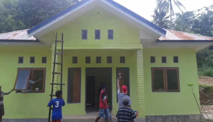 Tingkatkan Pelayanan Masyarakat, Pemerintah Desa Andeo Benahi Seluruh Fasilitas`