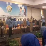 Kisah Nur Alam Tentang Kemenakan Turun Jabatan dan Cicilan Mobil 2 Ribu PNS Pemprov Sultra Ikrarkan Sumpah Jabatan, Ada yang Sudah Mau Pensiun