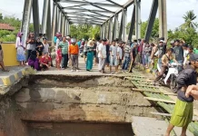 Diguyur Hujan Semalam, Jembatan di Desa Tamboli Amblas, Jalur Trans Sulawesi Putus Total Diguyur Hujan Semalam, Jembatan di Desa Tamboli Amblas, Jalur Trans Sulawesi Putus Total