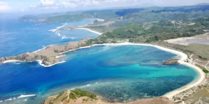mandalika_wisata Kombinasi Laut dan Bukit, REI Pasang Puzzle Investasi di Mandalika