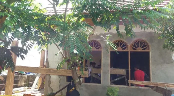 olah-tkp_muna Polres Muna Mulai Temukan Titik Terang Pembunuh Pensiunan PNS