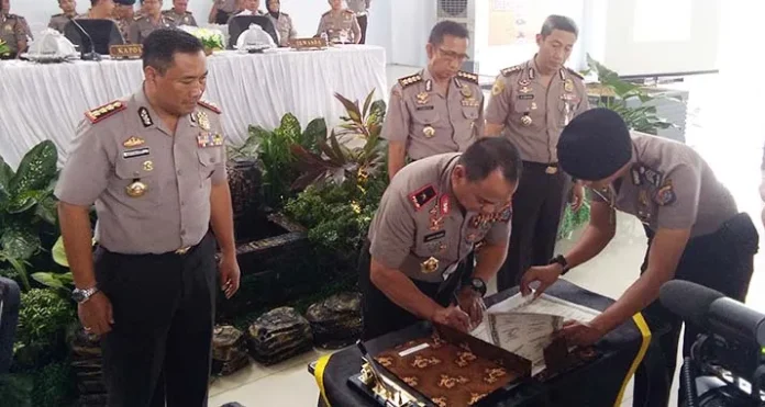 1.878 Calon Siswa Polri di Sultra Tandatangani Pakta Integritas