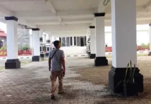 Seluruh Anggota Lakukan Perjalanan Dinas, Kantor DPRD Wakatobi Sepi Seluruh Anggota Lakukan Perjalanan Dinas, Kantor DPRD Wakatobi Sepi