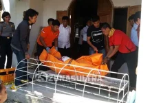 Pensiunan PNS di Raha Ditemukan Tewas di Rumahnya dengan Mulut Disumbat Kain Pensiunan PNS di Raha Ditemukan Tewas di Rumahnya dengan Mulut Disumbat Kain
