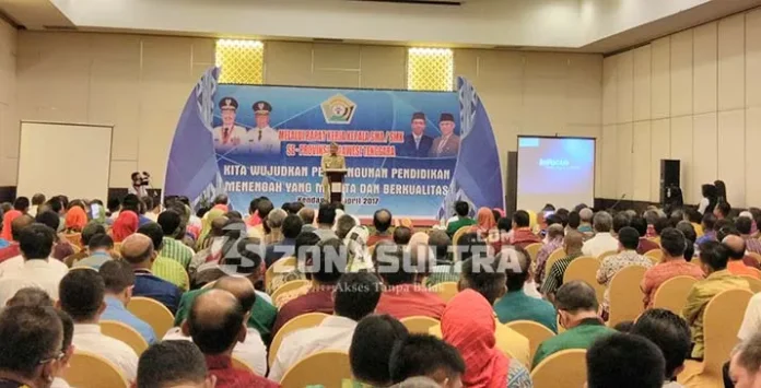 rapat_kerja_sekolaah Nur Alam Minta BKD Kembalikan Kepala Sekolah ke "Habitatnya"