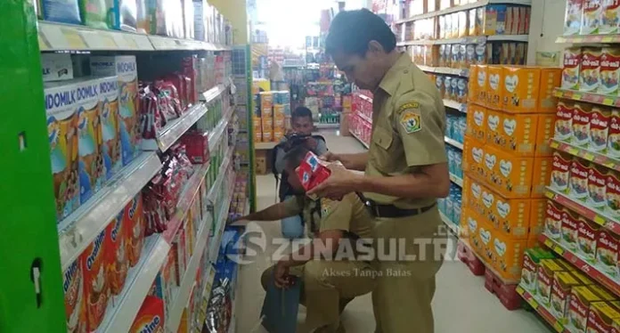 Disperidag dan BPOM Sultra Lakukan Sidak Cegah Edaran Produk Kadaluarsa