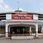 KA Bandara Adisumarmo – Solo Balapan, Tingkatkan Layanan Turis ke Joglosemar Stasiun Solo Balapan