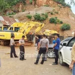 Terkait IUP, Polres Konsel Hentikan Aktivitas Penambangan Batu PT Citra Kusuma Sultra Terkait IUP, Polres Konsel Hentikan Aktivitas Penambangan Batu PT Citra Kusuma Sultra