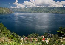 Sinkronisasi Infrastruktur ke Kawasan Danau Toba Sinkronisasi Infrastruktur ke Kawasan Danau Toba
