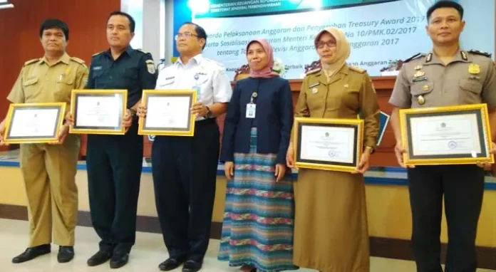 Lima Satuan Kerja di Sultra Dapat Treasury Award 2017