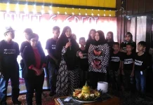 USN Kolaka Launching Film Petualangan Teddy Bear (d)y, Hasil Penjualan Tiket Disumbangkan ke Panti Asuhan USN Kolaka Launching Film Petualangan Teddy Bear (d)y, Hasil Penjualan Tiket Disumbangkan ke Panti Asuhan