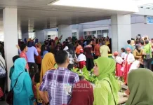 Tak Jemput Mendikbud di Bandara, Guru dan Siswa di Wakatobi Terancam Sanksi Tak Jemput Mendikbud di Bandara, Guru dan Siswa di Wakatobi Terancam Sanksi