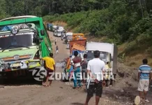 Hujan Deras, Akses Jalan Menuju Ibu Kota Konut Nyaris Lumpuh Hujan Deras, Akses Jalan Menuju Ibu Kota Konut Nyaris Lumpuh