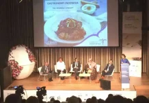 Filosofi Rendang Memikat Forum Gastronomi Dunia yang Digelar UNWTO Filosofi Rendang Memikat Forum Gastronomi Dunia yang Digelar UNWTO