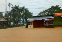 Hujan Mengguyur Kendari Sampai Besok, Ini Penyebabnya Hujan Mengguyur Kendari Sampai Besok, Ini PenyebabnyaHujan Mengguyur Kendari Sampai Besok, Ini Penyebabnya