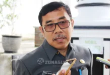 Pemda Geram, PT Wakatobi Dive Resort Masih Eksploitasi Pasir Muhammad Ilyas Abibu-Sekretaris Daerah Wakatobi