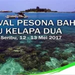 Serunya Tradisi Siram Menyiram Laut Festival Pesona Bahari Pulau Kelapa Dua Serunya Tradisi Siram Menyiram Laut Festival Pesona Bahari Pulau Kelapa Dua