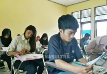 Lakukan Peninjauan Langsung Tes SBMPTN, Ketua Panlok 84 : “Alhamdulillah Tes Hari Ini Berjalan Lancar” SBMPTN UHO