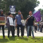 Peringatan Hari Kebebasan Pers, AJI Kendari Desak Kapolda Tuntaskan Kasus Kekerasan Jurnalis Muna Peringatan Hari Kebebasan Pers, AJI Kendari Desak Kapolda Tuntaskan Kasus Kekerasan Jurnalis Muna
