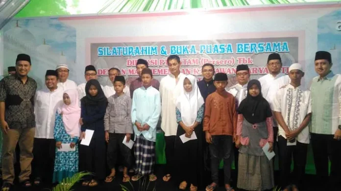antam_bukber Gelar Buka Puasa Bersama, PT Antam Santuni 226 Anak Panti Asuhan di Pomalaa